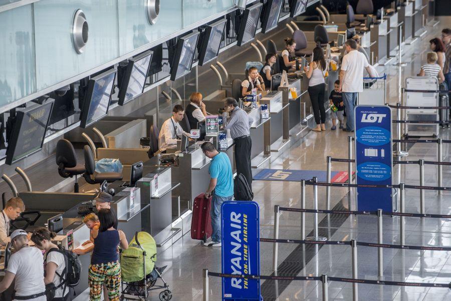 Na wrocławskim lotnisku ponad 7% pasażerów więcej