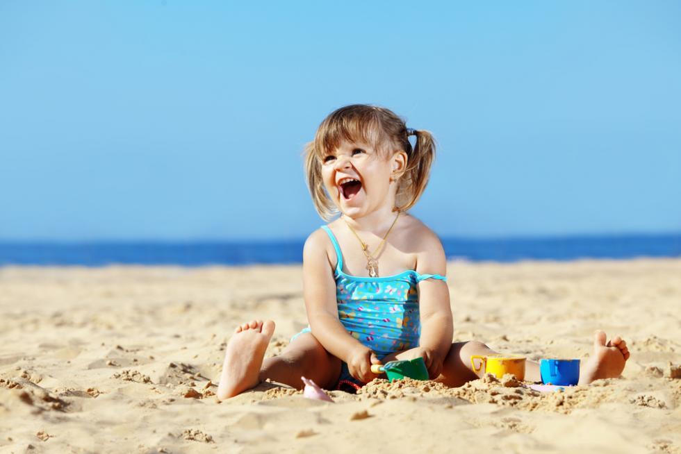 Planujesz wakacje z małym dzieckiem? Poznaj atrakcyjne kierunki