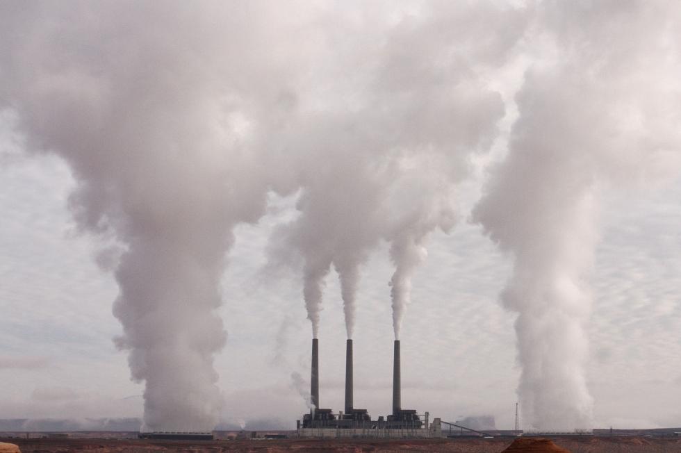 Wysoki poziom zanieczyszczenia powietrza w Polsce – co jest jego przyczyn?