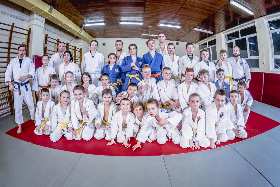 Ferie na sportowo. Wrocawski klub judo prowadzi treningi online