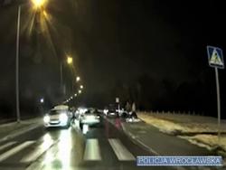 Wrocław - Kryminalni zatrzymali kierowcę który, w ubiegły poniedziałek potrącił pieszą na przejściu przy ul. Królewieckiej
