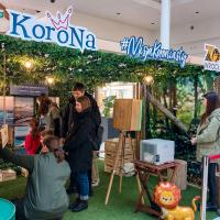 Wrocaw - Centrum Handlowe Korona adoptuje zagroone lemury koroniaste z wrocawskiego ZOO